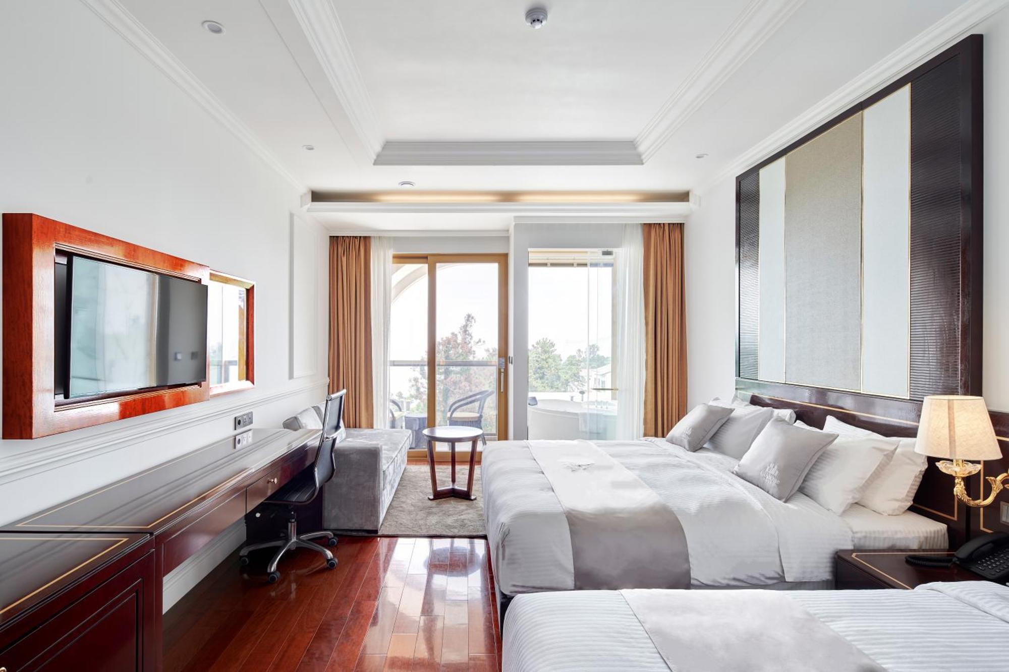 Goldone Hotel & Suites Seogwipo Quarto foto